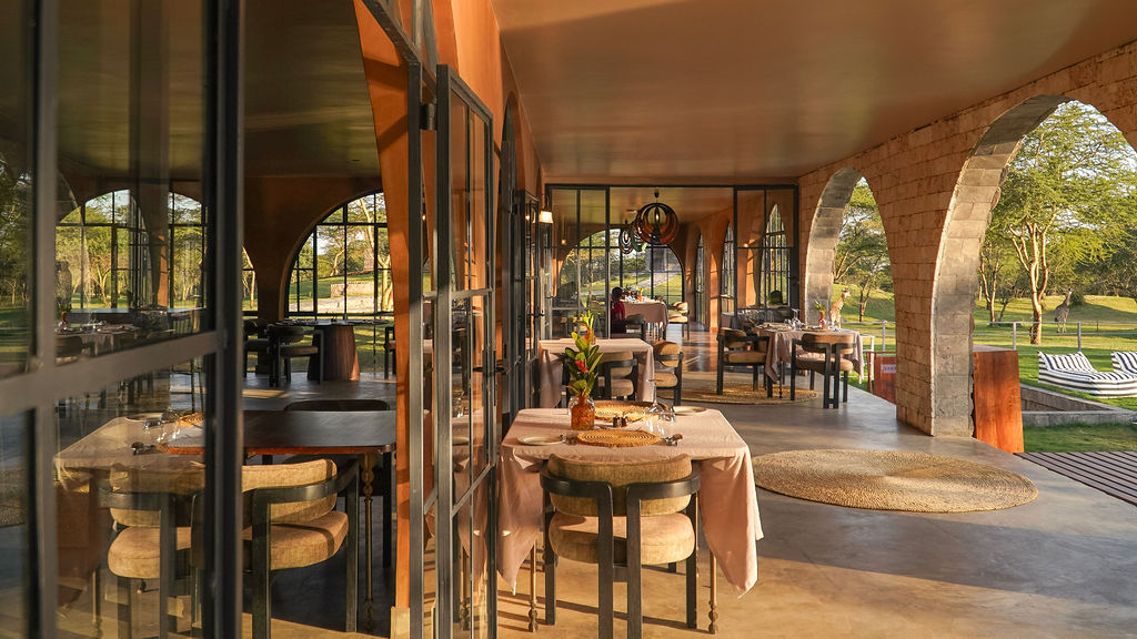 Open-air dining at Giraffe Manor Tanzania