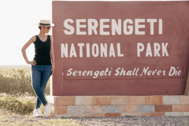 Tanzania luxury safari destinations: Serengeti, Ngorongoro, Zanzibar